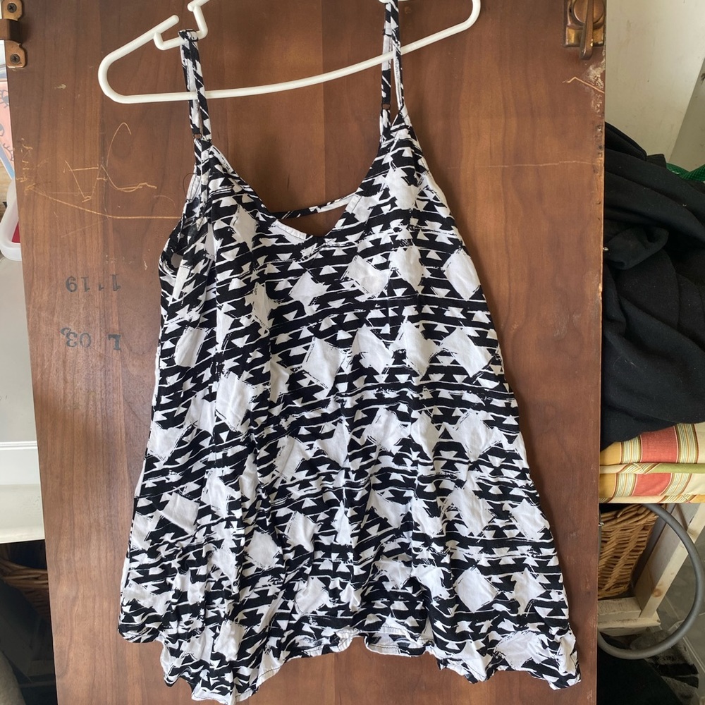 Patterned tank top